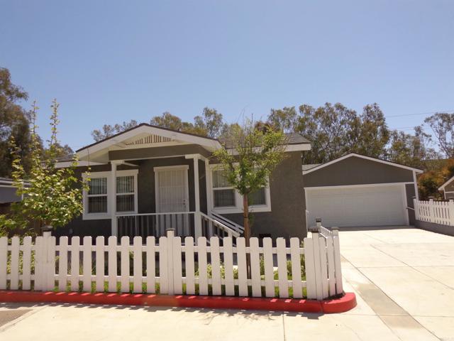 404 414 PALM AVENUE, Chula Vista CA: https://media.crmls.org/mediaz/ad10a2e4-3af1-4d06-a44f-8cbd2996a28d.jpg