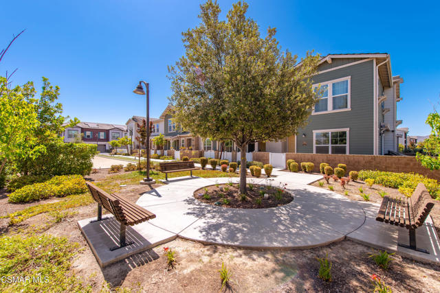 1830 Poppy Drive, Simi Valley CA: https://media.crmls.org/mediaz/ad10ab68-96d4-4700-83d1-60d635063808.jpg