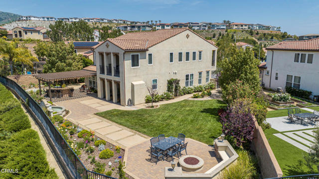 20752 Veneto Way, Porter Ranch CA: https://media.crmls.org/mediaz/ad1293c4-6693-40f7-ad43-0421c6effcc3.jpg