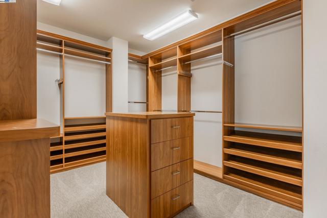 5633 Selena Ct, Pleasanton CA: https://media.crmls.org/mediaz/ad12c74d-a5ec-487e-aa0f-4b4566dec769.jpg