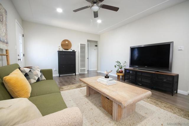 4092 Winona Ave, San Diego CA: https://media.crmls.org/mediaz/ad13671d-f408-4bde-b70c-f3e5b7765582.jpg