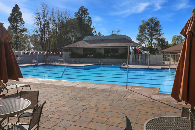 38114 Village 38, Camarillo CA: https://media.crmls.org/mediaz/ad150665-9f90-40cd-ab55-90c5709dd276.jpg
