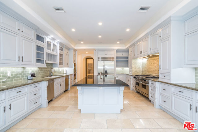 2167 Sheringham Lane, Los Angeles CA: https://media.crmls.org/mediaz/ad151819-7eec-46a7-9e6a-680a0c51eb03.jpg
