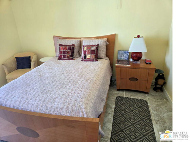 4945 Frey Way, Palm Springs CA: https://media.crmls.org/mediaz/ad1676a2-6c62-4e48-95fe-56d843248de0.jpg