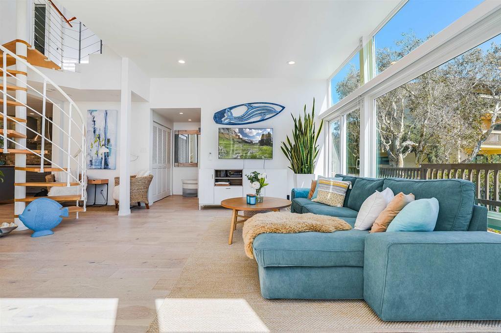 325 S Sierra Ave - photo 5