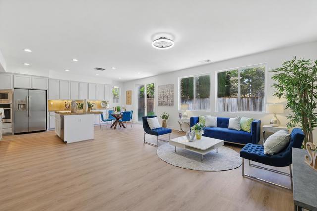 2342 Winchester Loop, Discovery Bay CA: https://media.crmls.org/mediaz/ad179385-a66e-4287-bd72-efc9c1f9d381.jpg