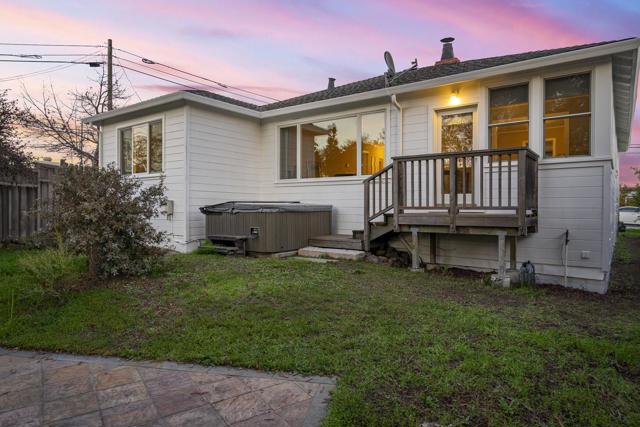 80 Hilltop Drive, San Carlos CA: https://media.crmls.org/mediaz/ad1893de-c2a9-4aca-876d-8fbd17f73db1.jpg