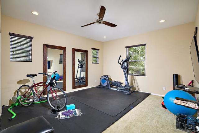 12647 Westly Ln, San Diego CA: https://media.crmls.org/mediaz/ad18e741-d460-4aa4-b9e9-3a3b13d846da.jpg