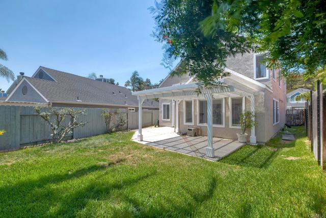 1723 Calle Platico, Oceanside CA: https://media.crmls.org/mediaz/ad18f846-1a38-4190-b950-b2e70a76e083.jpg