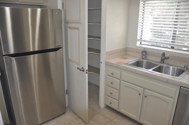 1174 S Westlake Boulevard, Westlake Village CA: https://media.crmls.org/mediaz/ad1a1931-8a00-4ff2-8f09-193987f54713.jpg