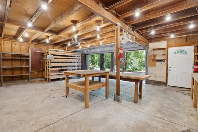 254 Teilh Drive, Boulder Creek CA: https://media.crmls.org/mediaz/ad1c37e7-7121-4ce4-b208-4a95e689f6be.jpg