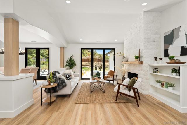 2511 San Clemente Ave, Vista CA: https://media.crmls.org/mediaz/ad1c66f3-6e38-4dc0-831a-d34f6aecded5.jpg