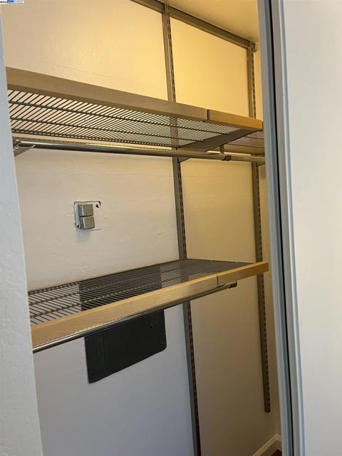4081 Clayton Rd, Concord CA: https://media.crmls.org/mediaz/ad1ca16a-bf72-403f-8d38-fb1f6ee709be.jpg