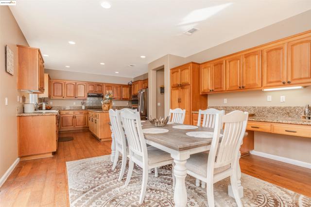 3438 Keystone Loop, Discovery Bay CA: https://media.crmls.org/mediaz/ad200ac5-4236-4296-bd53-534f4553c303.jpg