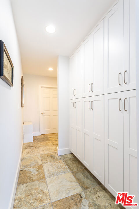 1649 Appian Way, 105 photo 8