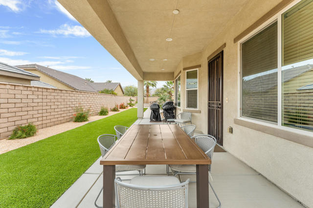 Image 26 of 48 For 42897 Cusino Court