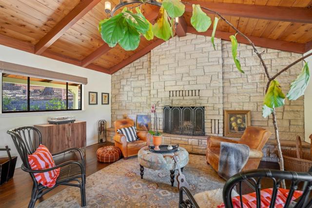 15315 Kennedy Road, Los Gatos CA: https://media.crmls.org/mediaz/ad216467-9f42-4e92-a204-8814d7b26aa4.jpg