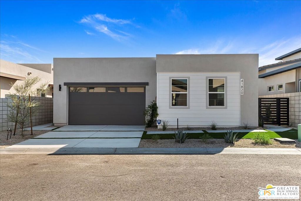41820 Volare Court