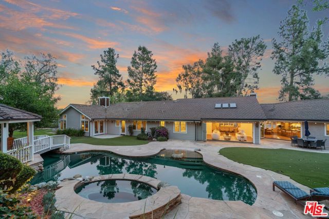 24901 Jim Bridger Road, Hidden Hills CA: https://media.crmls.org/mediaz/ad21e0e4-2372-4ec7-b95b-93b9f9bbfc2e.jpg