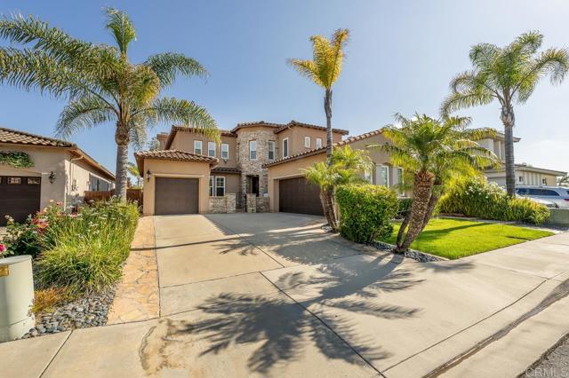 Detail Gallery Image 1 of 49 For 724 Crooked Path Pl, Chula Vista,  CA 91914 - 5 Beds | 3/1 Baths