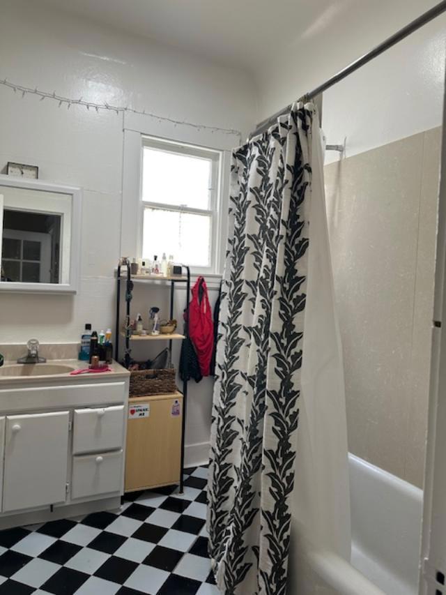 751753 8th Avenue, San Francisco CA: https://media.crmls.org/mediaz/ad239545-6668-4dd1-97fd-899fe2f946db.jpg