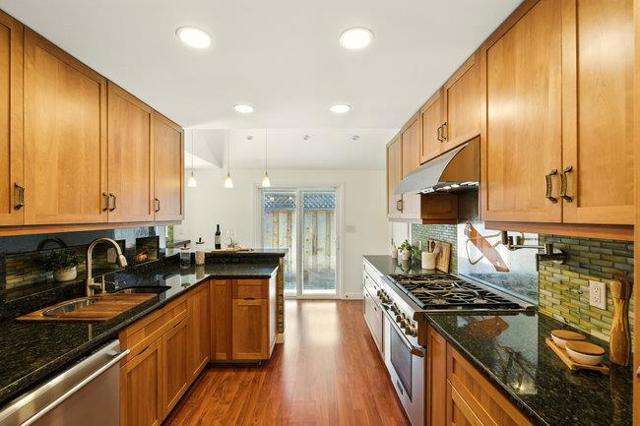 1943 Kentucky Street, Redwood City CA: https://media.crmls.org/mediaz/ad2415b1-5010-4527-ba98-38b1dff80eed.jpg