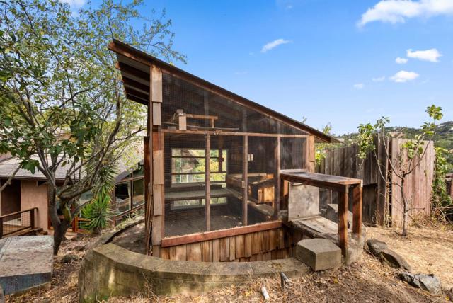 162 Madera Avenue, San Carlos CA: https://media.crmls.org/mediaz/ad24a1ae-7485-49b5-aa0c-e9ce88ff04e8.jpg