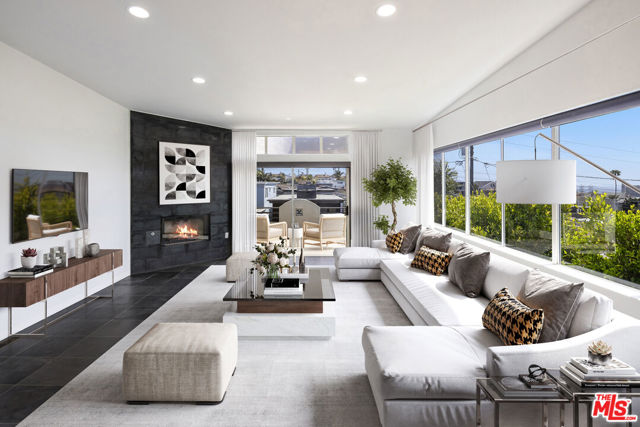 1129 2nd Street, Hermosa Beach CA: https://media.crmls.org/mediaz/ad24edd7-9277-48f3-8cce-af04e4b3f958.jpg