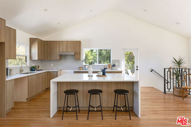 1327 Brampton Road, Los Angeles CA: https://media.crmls.org/mediaz/ad2549df-5e8b-48d6-bf1a-769f4f3c921a.jpg