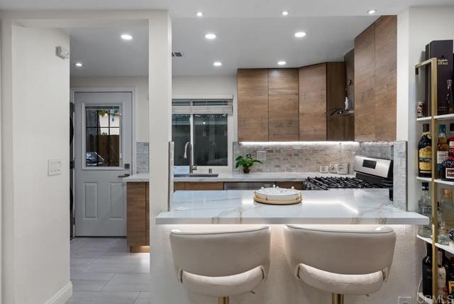 Detail Gallery Image 12 of 30 For 929 Amistad Ct #C,  El Cajon,  CA 92019 - 2 Beds | 1/1 Baths