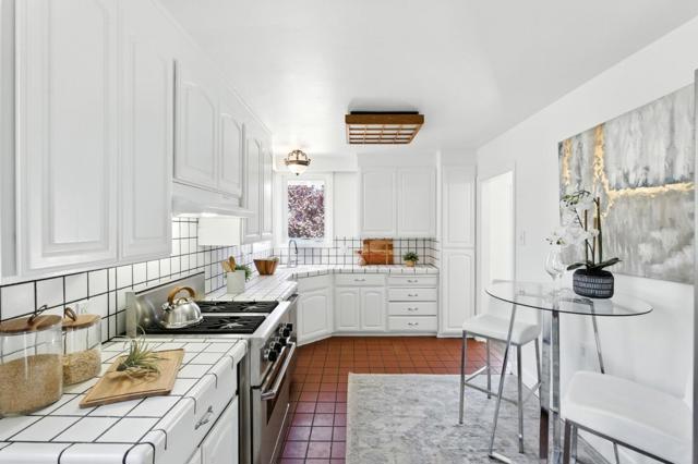 508 Prospect Street, San Carlos CA: https://media.crmls.org/mediaz/ad26dbd0-25e5-4dde-bac0-fe44ec2bf7db.jpg