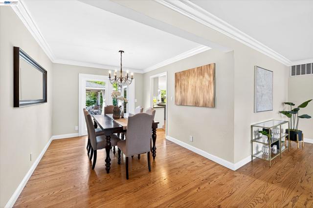 Image 9 of 49 For 5218 Ridgevale Way