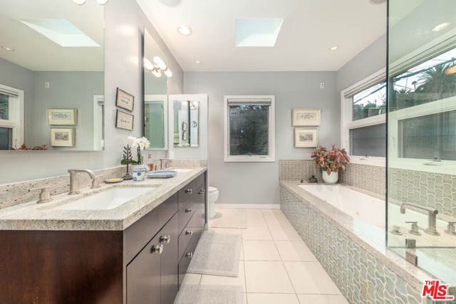 8573 Appian Way, Los Angeles CA: https://media.crmls.org/mediaz/ad2852dd-593c-4e5d-b7bc-1e71b33851c1.jpg