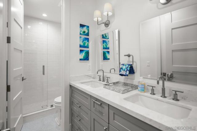 548 G Avenue, Coronado CA: https://media.crmls.org/mediaz/ad290f02-0ea9-4811-ad0b-f8f1ff2742ab.jpg
