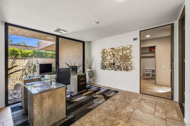 142 Yale Dr, Rancho Mirage CA: https://media.crmls.org/mediaz/ad2958e7-10f7-424b-ae5d-e5252014868e.jpg