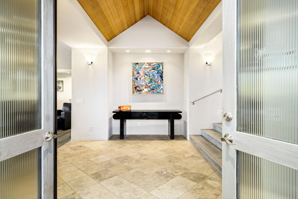 MLS #219137945DA image #3