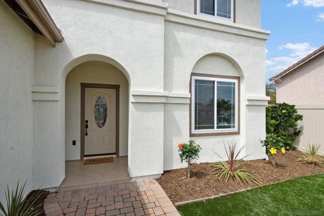 1052 Via Vera Cruz, San Marcos CA: https://media.crmls.org/mediaz/ad2c25df-25d0-4f58-8dc6-b2c77dc3b69b.jpg