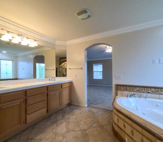 41734 Niblick Road, Temecula CA: https://media.crmls.org/mediaz/ad2c94a4-5f2a-4fba-a7ec-a9ba72cafbb8.jpg
