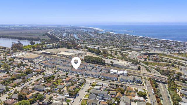 2402 Channel Drive, Ventura CA: https://media.crmls.org/mediaz/ad2e368d-05f8-4578-9e01-76551dadcf12.jpg