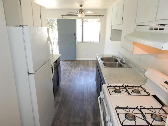 3516 Del Sol Blvd, San Diego CA: https://media.crmls.org/mediaz/ad2e4457-526f-488f-b2c0-feadef334c43.jpg