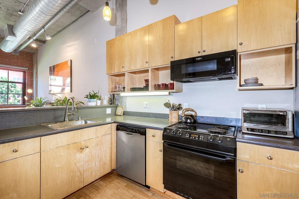 3940 7th Ave - photo 6