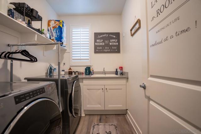 1417 Stearns Whard Rd, Chula Vista CA: https://media.crmls.org/mediaz/ad2f7204-dcb6-4e3e-8dd9-b89e593febfb.jpg