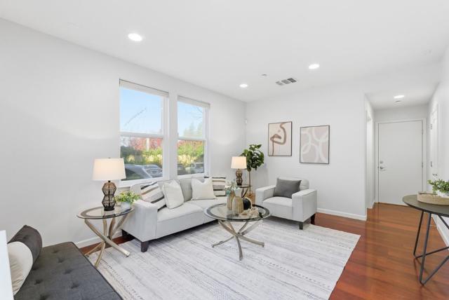 203 Peppermint Tree Terrace, Sunnyvale CA: https://media.crmls.org/mediaz/ad2fbcba-cc6f-4d76-a7f5-20b4c89f6381.jpg