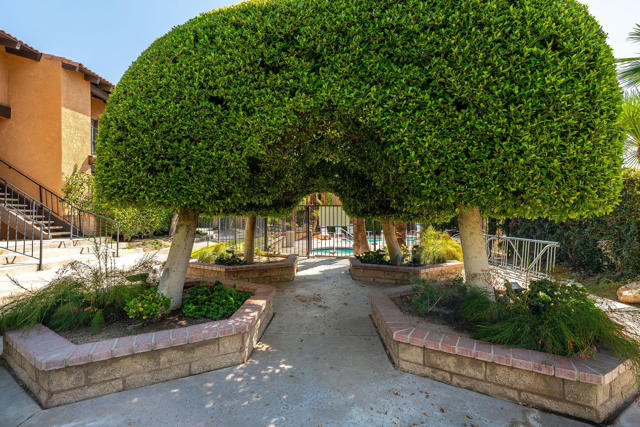 291 E Mel Avenue, Palm Springs CA: https://media.crmls.org/mediaz/ad2ff744-56b5-4715-9d6e-5f2c8adb8892.jpg