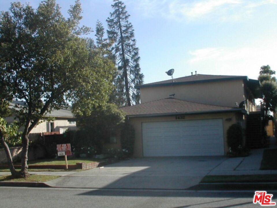 1432 STANFORD Street #2