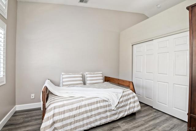 3358 Lake Circle Dr, Fallbrook CA: https://media.crmls.org/mediaz/ad308c23-70fd-4c1d-be23-ff7c8d04b73e.jpg