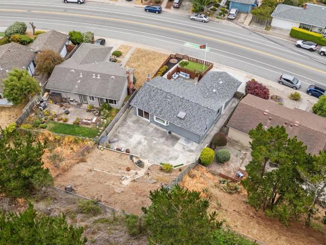 1415 LInda Mar Boulevard, Pacifica CA: https://media.crmls.org/mediaz/ad310918-8670-4018-a59b-435cf5af7314.jpg