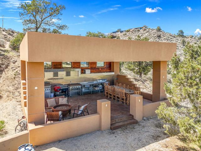 61474 Hanging Rock Lane, Mountain Center CA: https://media.crmls.org/mediaz/ad31c411-d88b-4c9d-9af3-675299b27f85.jpg