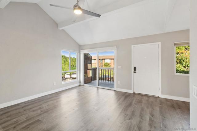 2422 Caminito Ocean Cv, Cardiff by the Sea CA: https://media.crmls.org/mediaz/ad320566-beac-4159-8120-e04df164cad9.jpg