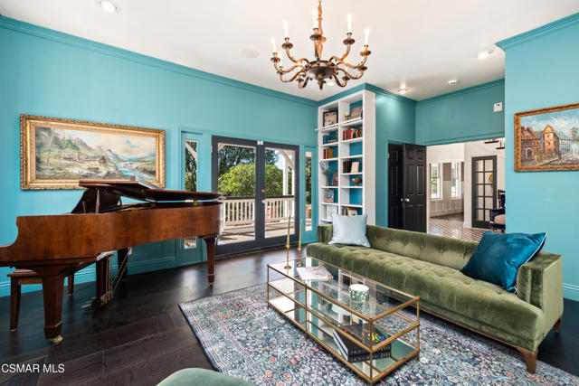 6144 1/4 Chesebro Road, Agoura Hills CA: https://media.crmls.org/mediaz/ad3214a2-d3fa-449a-b8e7-00088fd5fc61.jpg